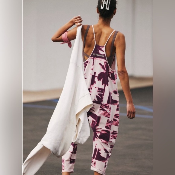 Free People MovementHot Shot Printed Onesie in Palm Beach Pink Combo Sz L NWT - Picture 4 of 12
